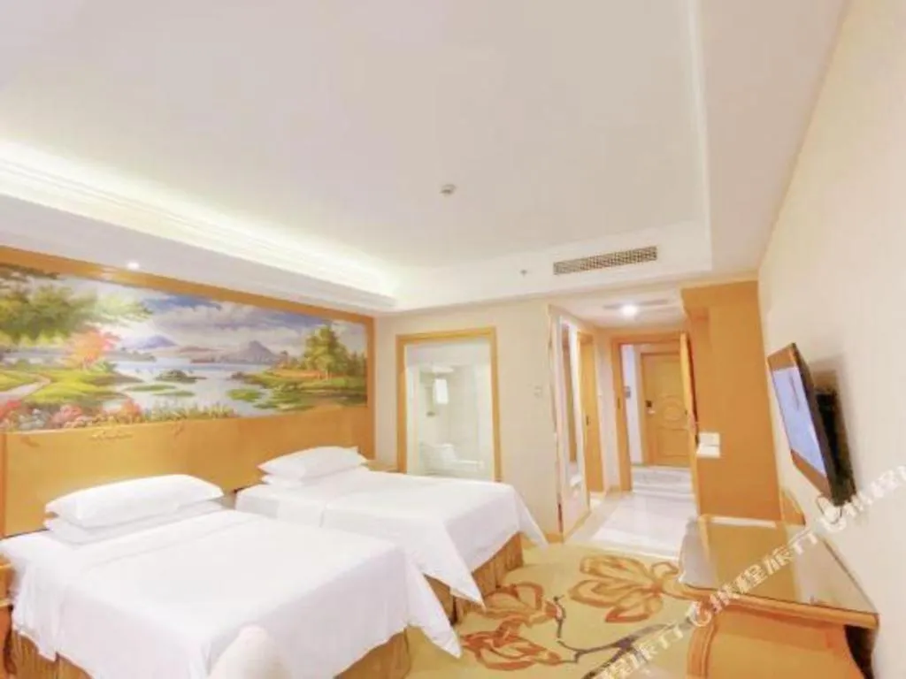 Vienna Hotel Suzhou Yangcheng Lake Fashion Stage