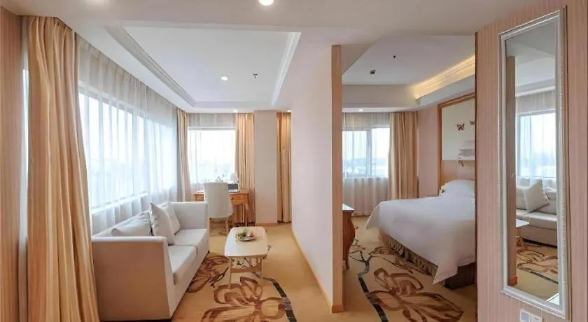 Vienna Hotel Suzhou Yangcheng Lake Fashion Stage Kina